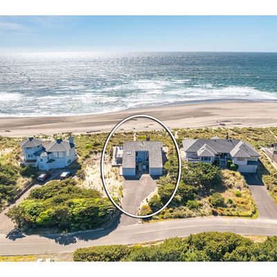 353 Salishan Dr, Gleneden Beach, OR 97388