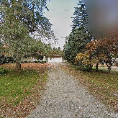 3556 W Drahner Rd, Oxford, MI 48371