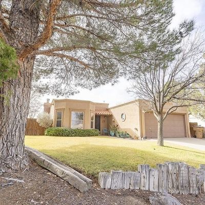 3561 Venus St, Las Cruces, NM 88012