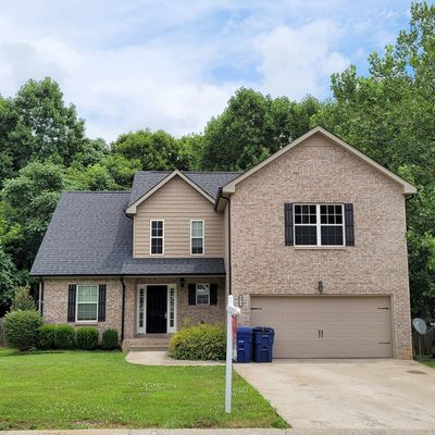 3577 Aurora Dr, Clarksville, TN 37040