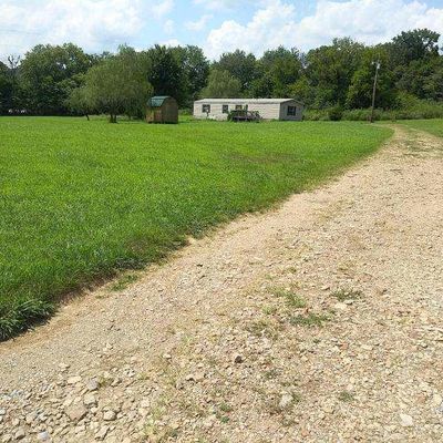 3605 Highway 10, Hartsville, TN 37074