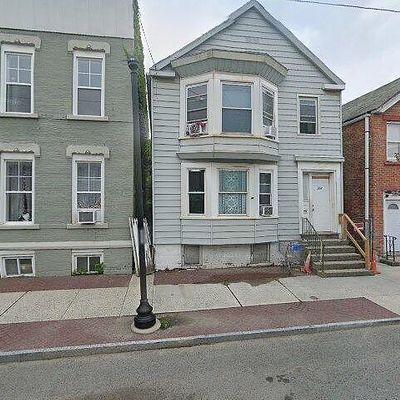 367 1 St St, Troy, NY 12180