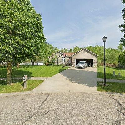 369 Courtneys Pl, Lapeer, MI 48446