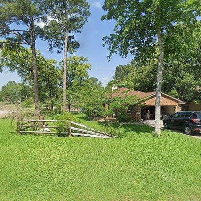 3703 Pine Hollow Ln, Montgomery, TX 77356