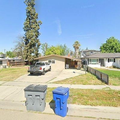 3759 E Tyler Ave, Fresno, CA 93702