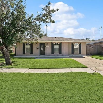 3772 W Louisiana State Dr, Kenner, LA 70065