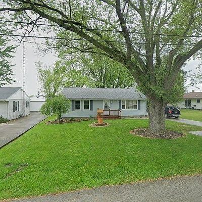 38 S Meachem Rd, Port Clinton, OH 43452