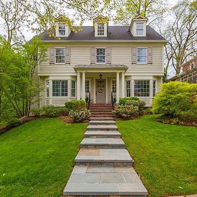 3800 Underwood St, Chevy Chase, MD 20815