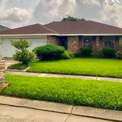 3813 Briant Dr, Marrero, LA 70072