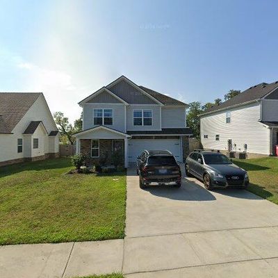 384 Wingfield Dr, Clarksville, TN 37043