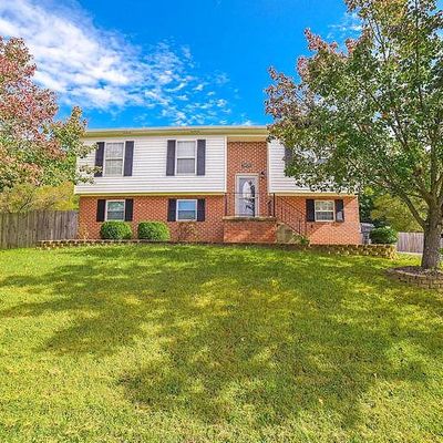 38520 Arlington Dr, Mechanicsville, MD 20659