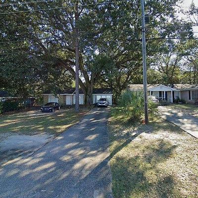 3859 Pleasant Valley Rd, Mobile, AL 36609