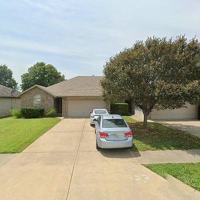 3861 S Jonathan Ave, Springfield, MO 65807