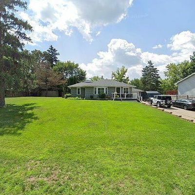 38941 89 Th St, Burlington, WI 53105