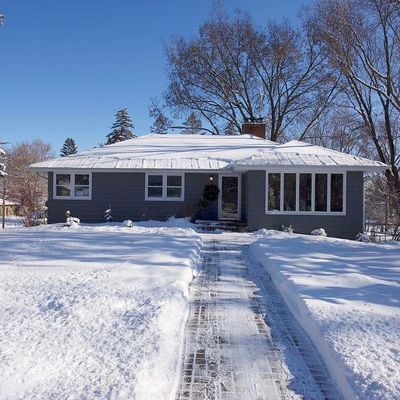 3919 Victoria St, Minnetonka, MN 55345