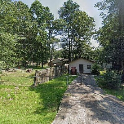 393 Linnwood Dr N, New Caney, TX 77357