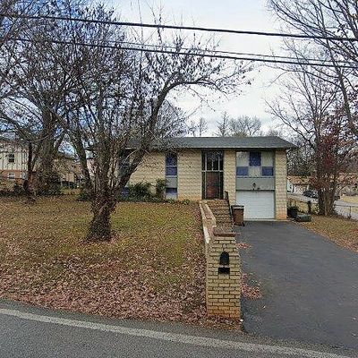 3930 Sullivan Rd, Knoxville, TN 37921