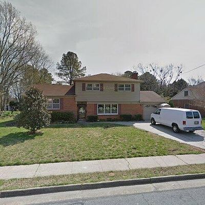 316 Woodside Dr, Hampton, VA 23669