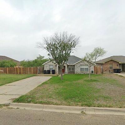 3167 Calle De Los Santos, Eagle Pass, TX 78852