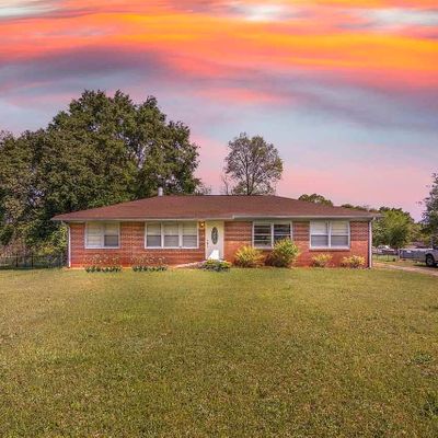 317 Hillcrest Dr, Anniston, AL 36206