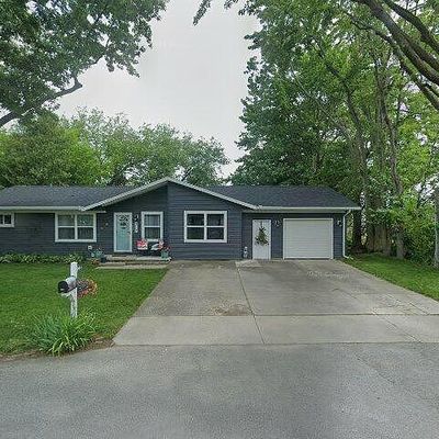 317 John Ct, Bowling Green, OH 43402