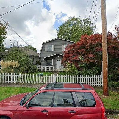 318 N Madison St, Monroe, WA 98272