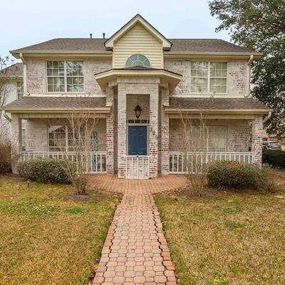 319 S 9 Th St, Nederland, TX 77627