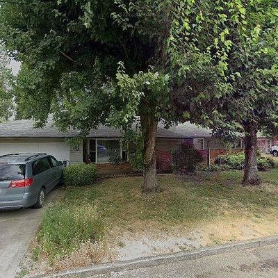 320 Silver St, Silverton, OR 97381