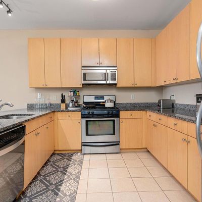 3201 Saint Paul St #422, Baltimore, MD 21218