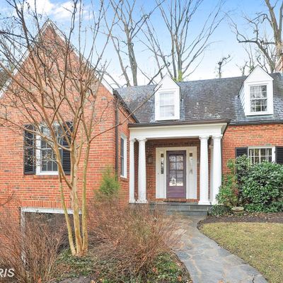 3218 Thornapple St, Chevy Chase, MD 20815