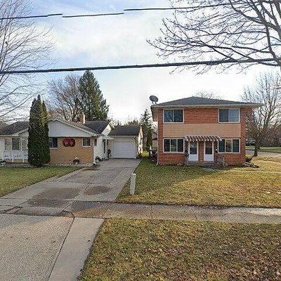 3221 State St, Saginaw, MI 48602