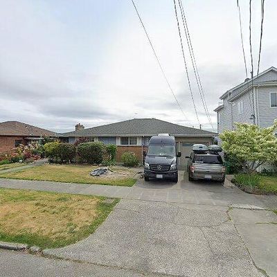 3246 37 Th Ave Sw, Seattle, WA 98126