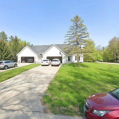 3270 Maple Grv, Suamico, WI 54173