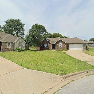 3279 W Kingsley St, Springfield, MO 65807