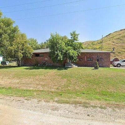 328 2 Nd Ave S, Belt, MT 59412