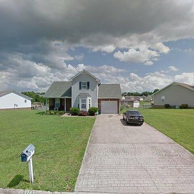 3282 N Senseney Cir, Clarksville, TN 37042