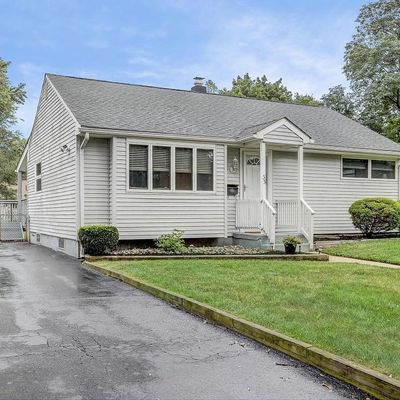 33 Pearce Ave, Eatontown, NJ 07724