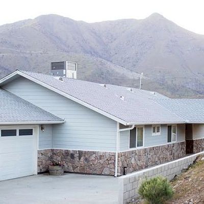 3307 Piute Hill Rd, Lake Isabella, CA 93240