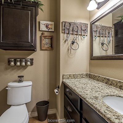 3324 Cullen Trl, College Station, TX 77845