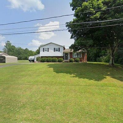 333 Valleyview Dr, Saegertown, PA 16433