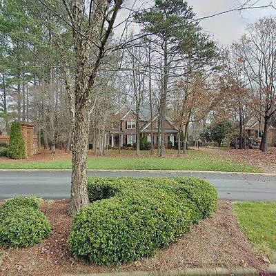 3332 Providence Hills Dr, Matthews, NC 28105