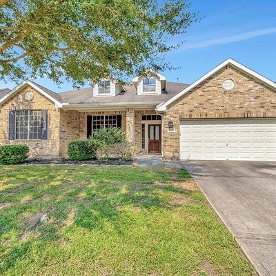 4208 S Meridian Greens Dr, Dickinson, TX 77539