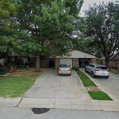 421 Gabe Ct, Denton, TX 76207