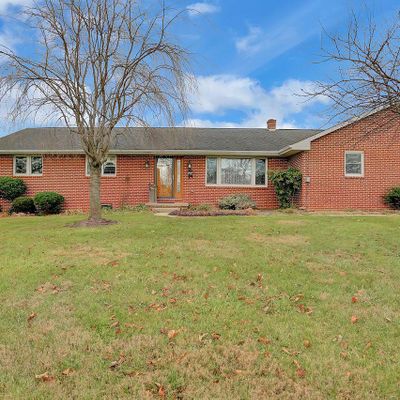 4252 Roxbury Rd, Shippensburg, PA 17257