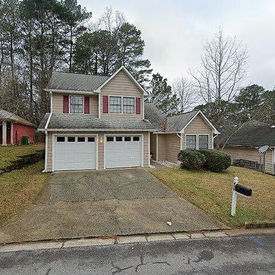 426 Thomas Jefferson Dr, Stone Mountain, GA 30083