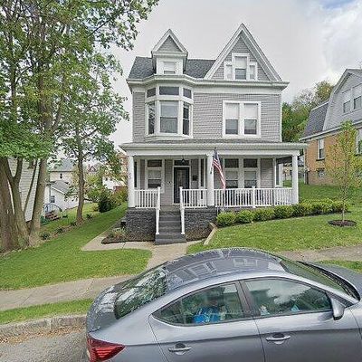 43 Walnut St, Crafton, PA 15205