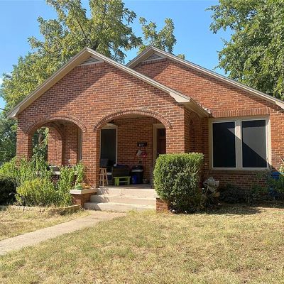 431 W Sears St, Denison, TX 75020