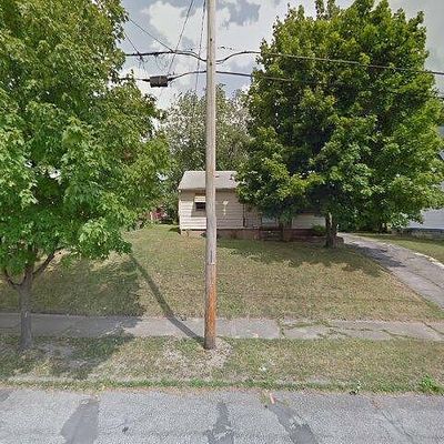 437 Lawrence Ave, Girard, OH 44420