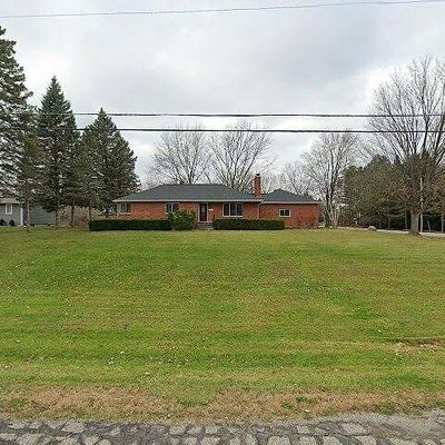 4370 Dublin Rd, Burton, MI 48529