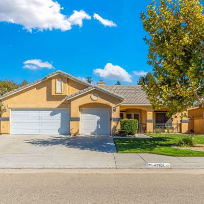 43902 21 St St W, Lancaster, CA 93536